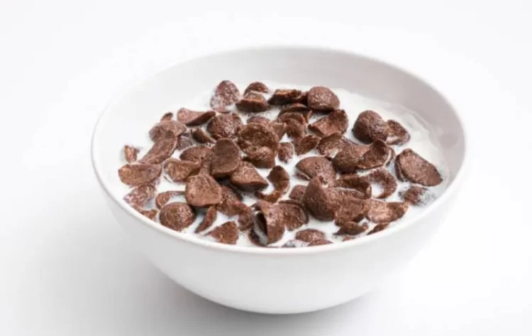 Đổ sữa vào ngũ cốc MILO hay ngược lại? Cách ăn chuẩn nhất mẹ nên biết 2 Cách ăn chuẩn khoa học được khuyến nghị từ đội ngũ phát triển sản phẩm